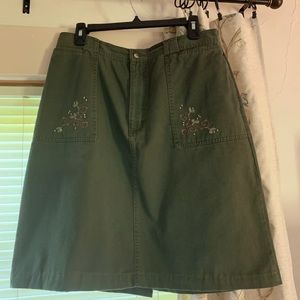 Lg deep green knee length a-line skirt